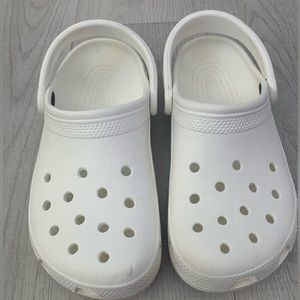 White CROCS, women’s size 6